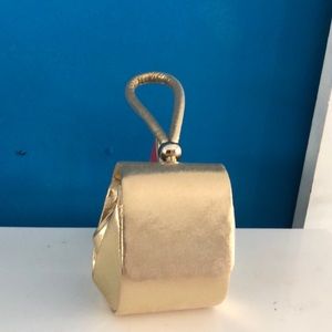 Chic and Glamorous Purse 👛